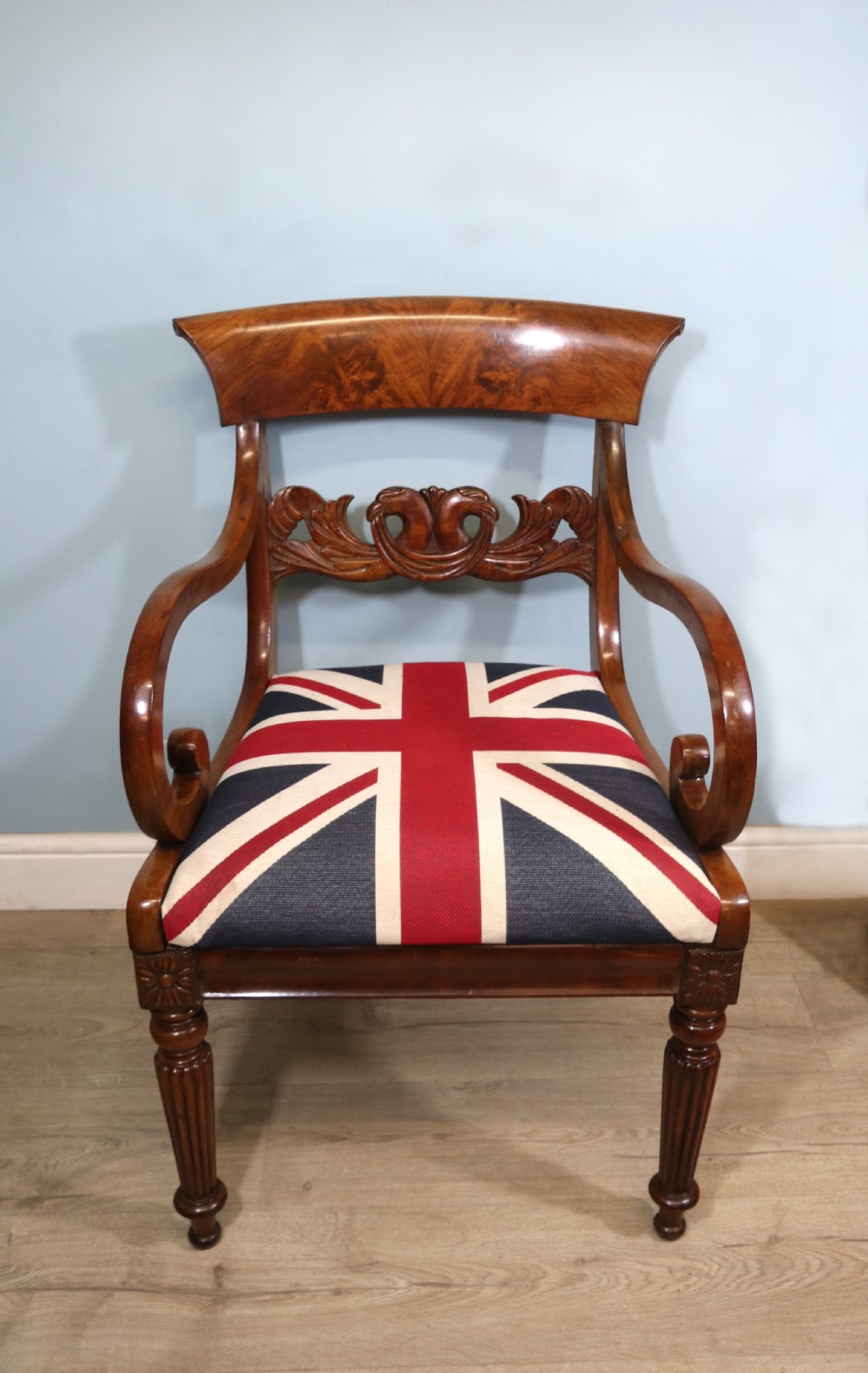 A throne for the Boss! An Victorian mahogany framed bar back carver chair View IV