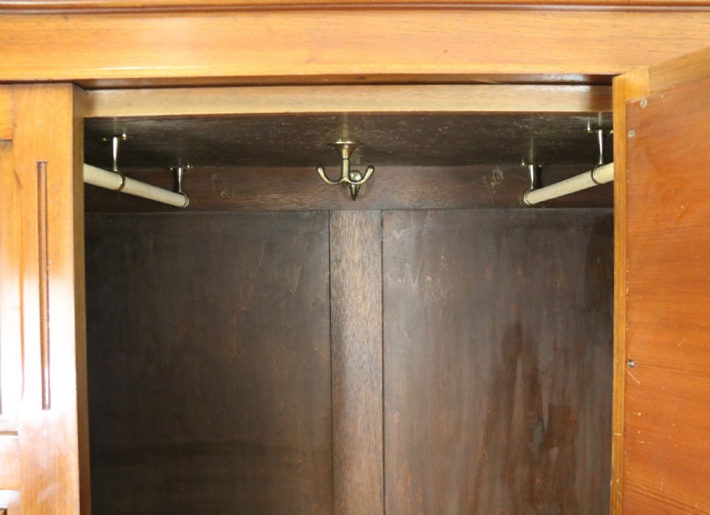 Late Victorian American walnut wardrobe View X