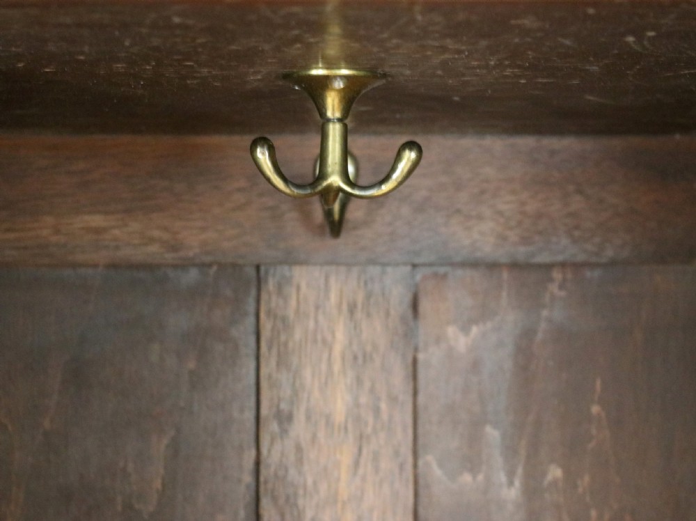Late Victorian American walnut wardrobe View XI