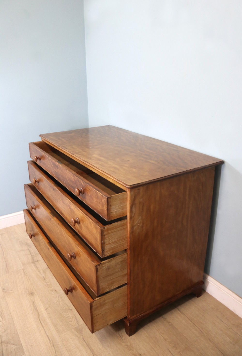 Unusual late 19th century satinwood, slightly over-sized chest of drawers View IV