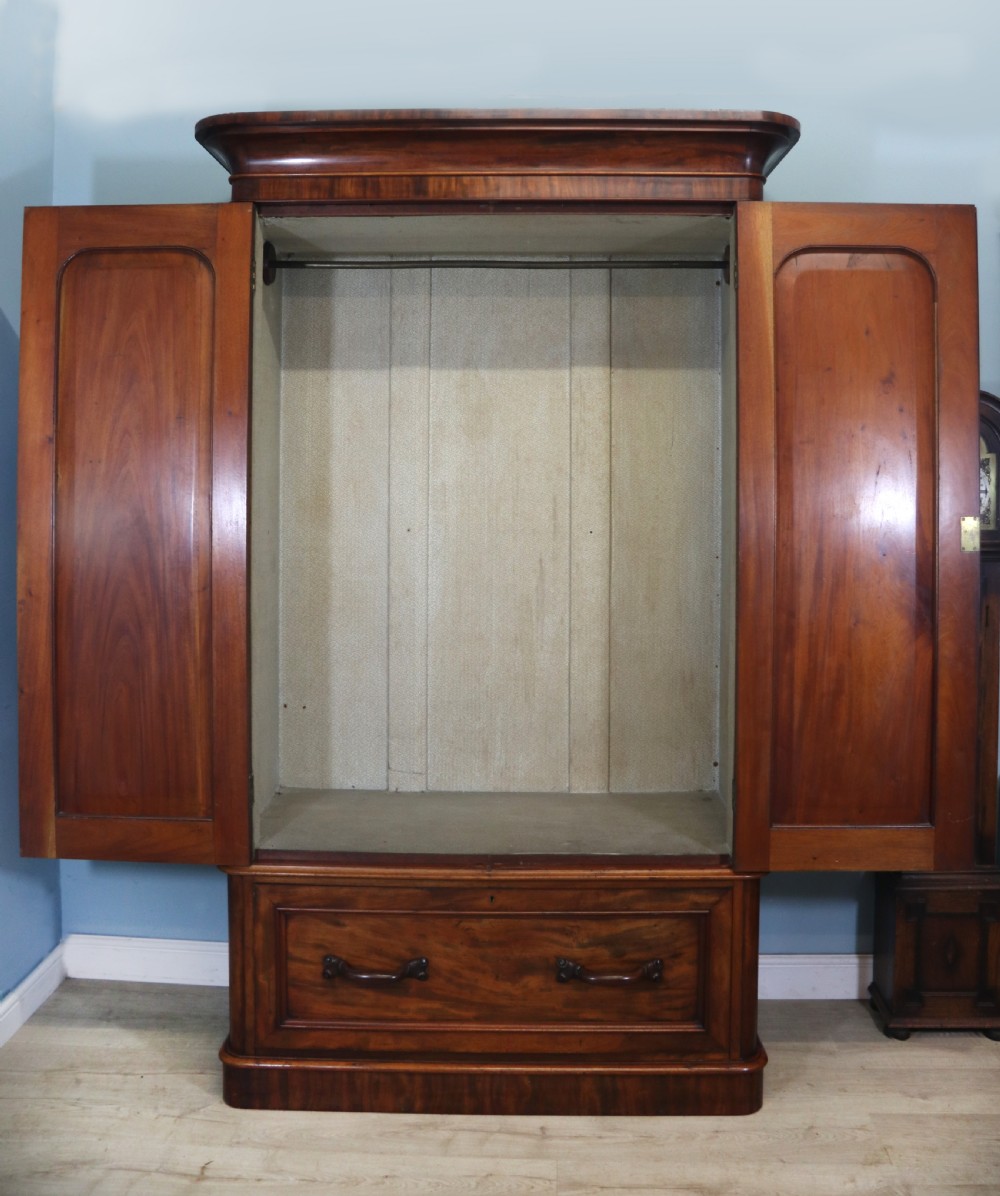 A lovely quality and truly stunning, classic Victorian wardrobe.  View III