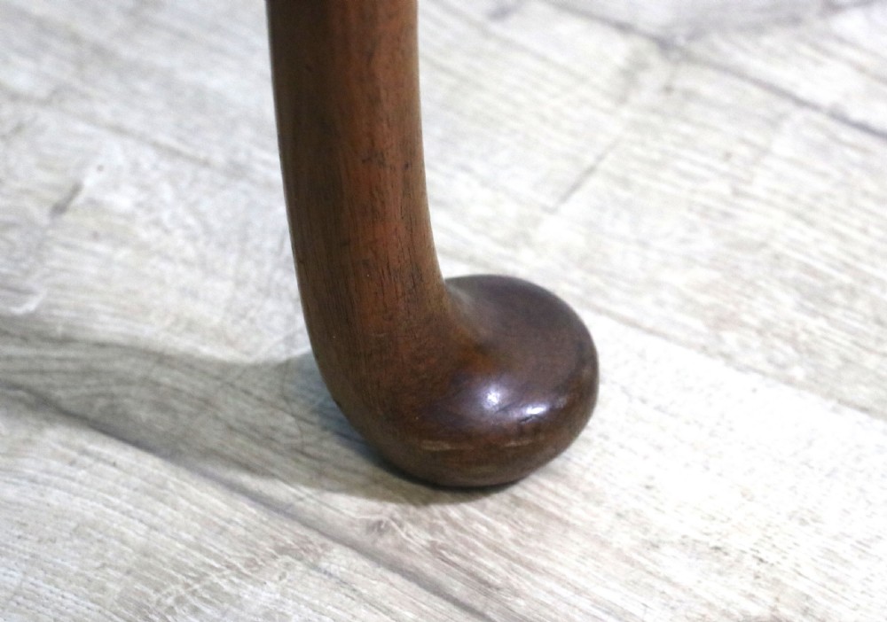 Early 20th Century walnut veneered writing table View XX