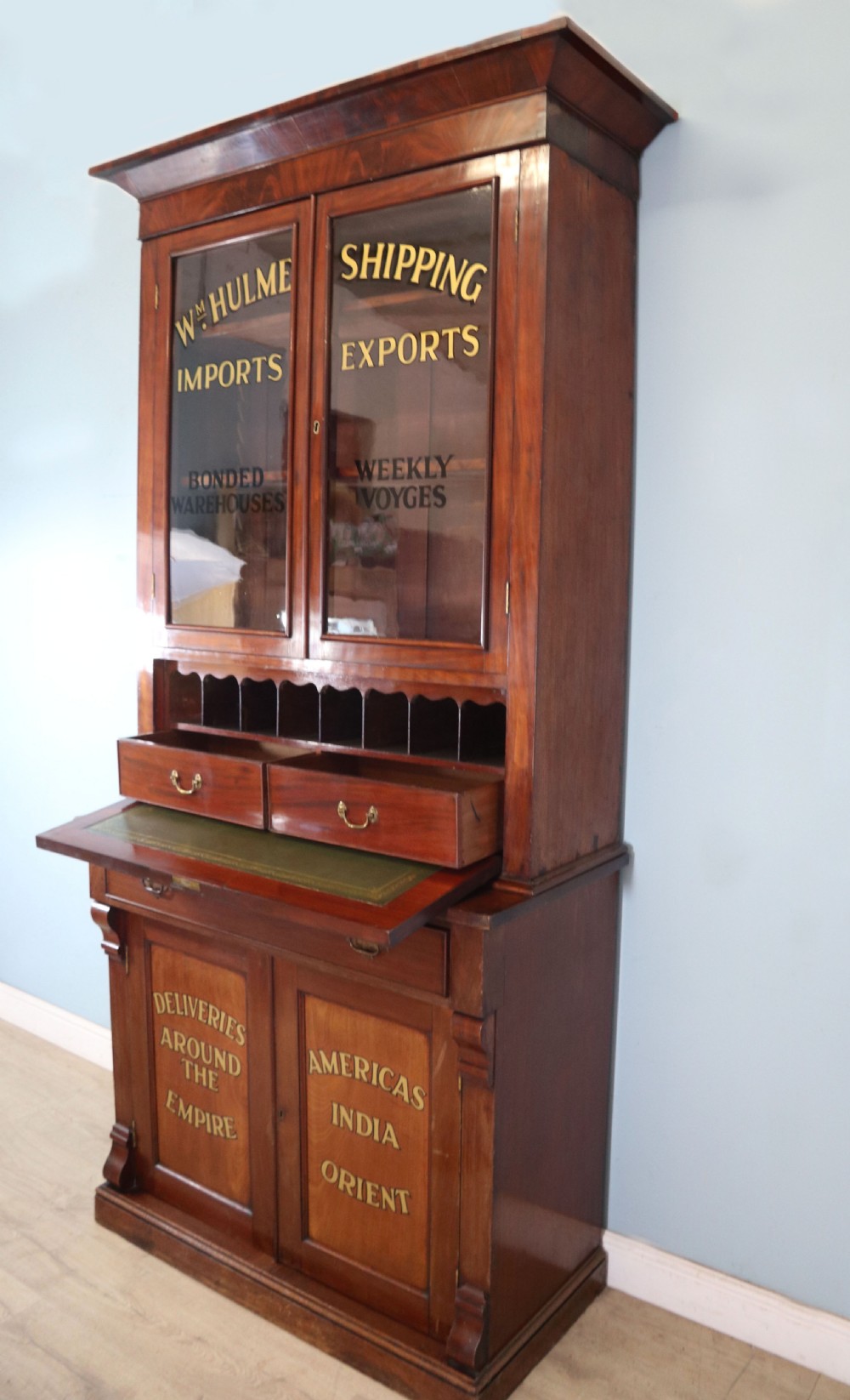 A lovely quality early Victorian mahogany bookcase cabinet View VI