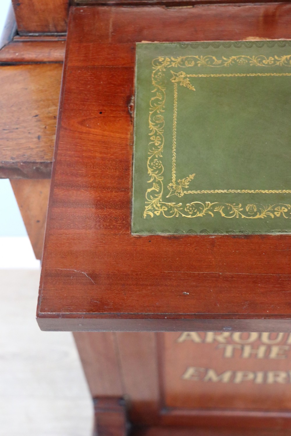 A lovely quality early Victorian mahogany bookcase cabinet View XXVI