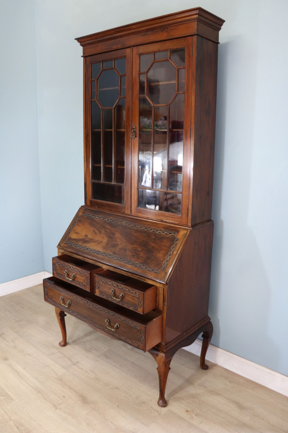 This excellent quality Edwardian mahogany bureau bookcase cabinet  View VII