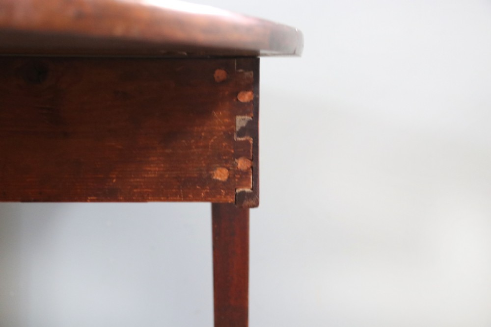 George III mahogany dropleaf table of oval form View XVII