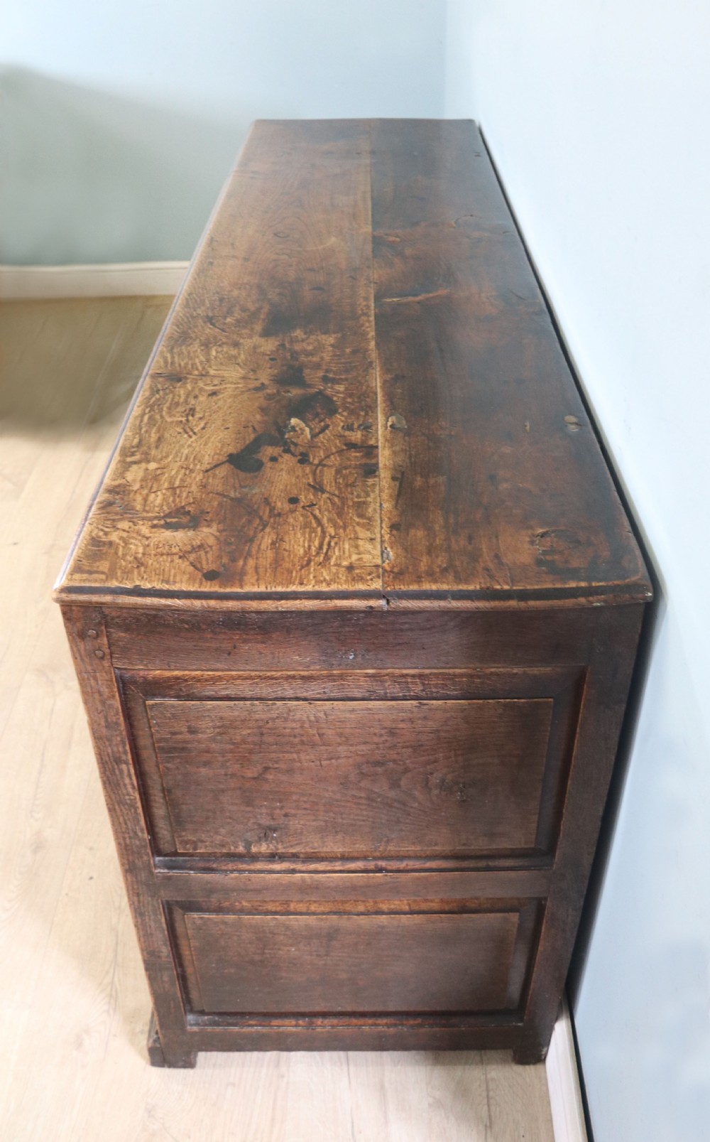 A very fine 18th century oak mule chest View VII
