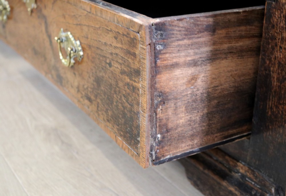 A very fine 18th century oak mule chest View XXI