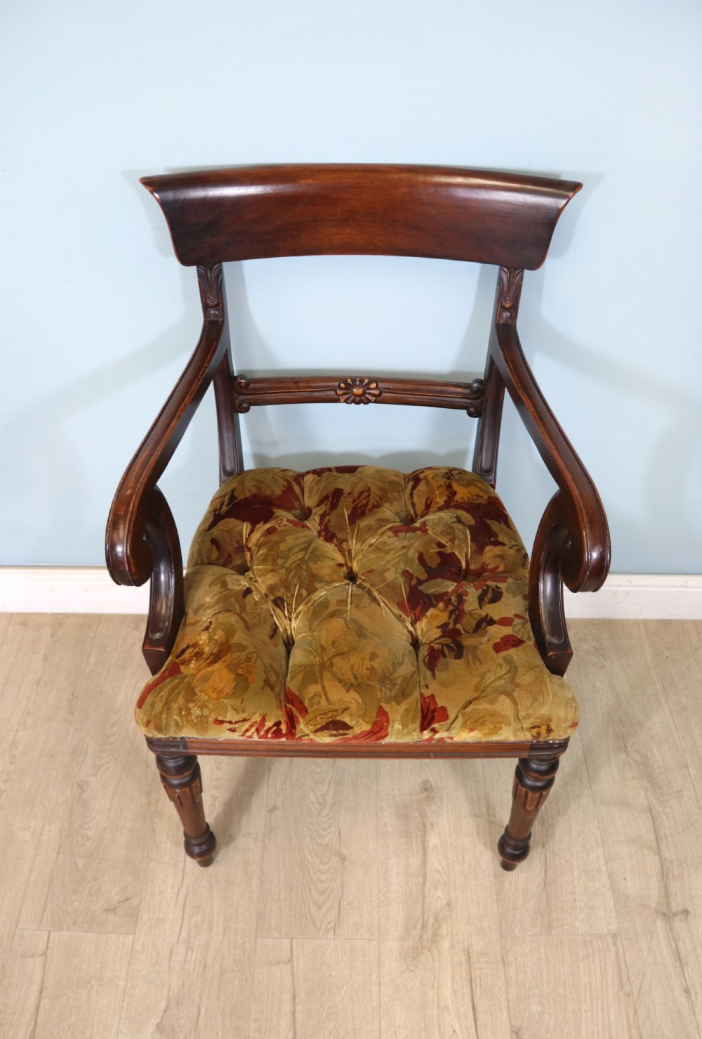A lovely comfortable Victorian mahogany bar back carver chair  View VII