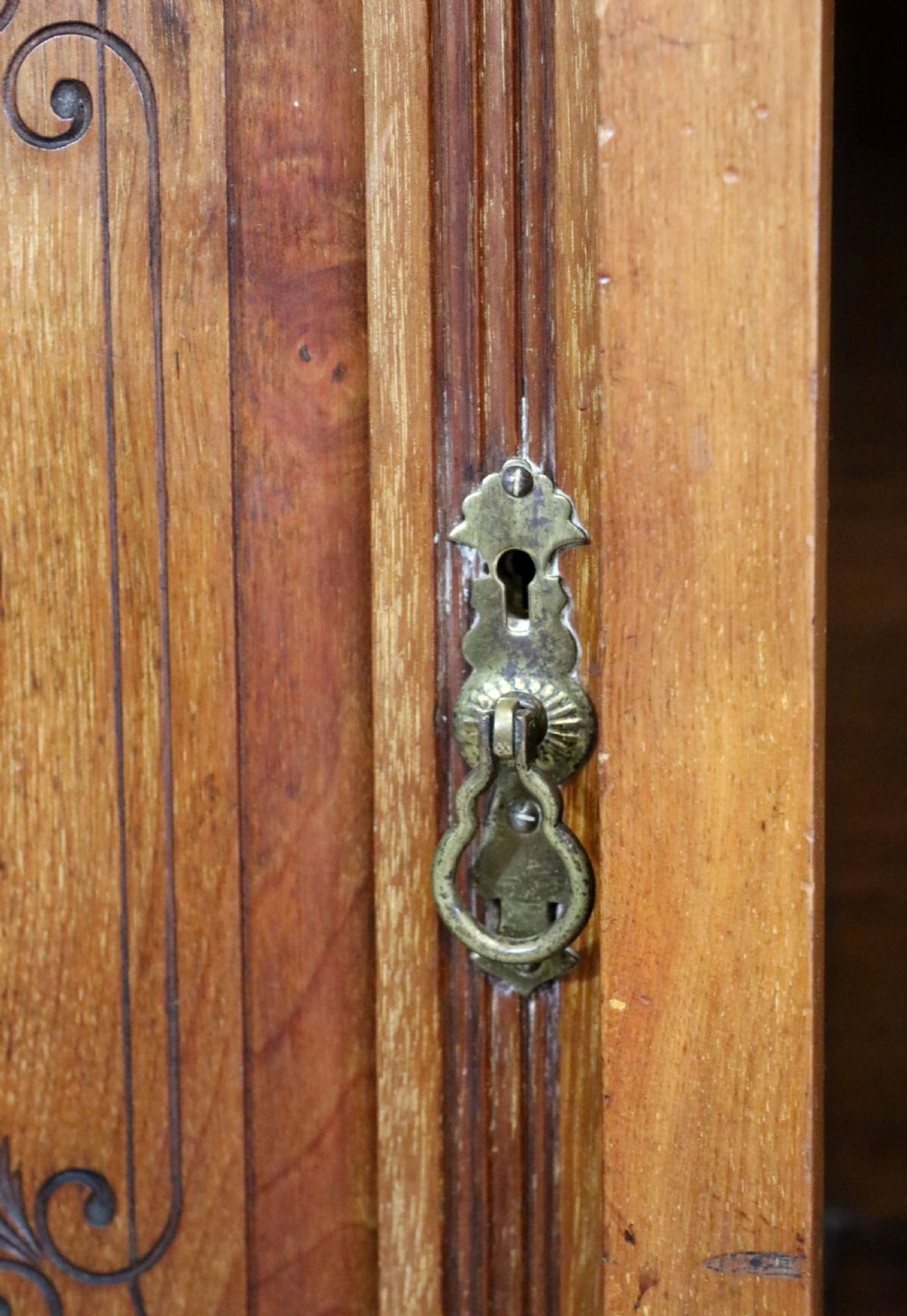 A late Victorian carved wood side cabinet featuring an ornate upper tier with multiple bevelled mirror plates, spindled galleries, glass-front doors, and carved lower cupboards. View XXII