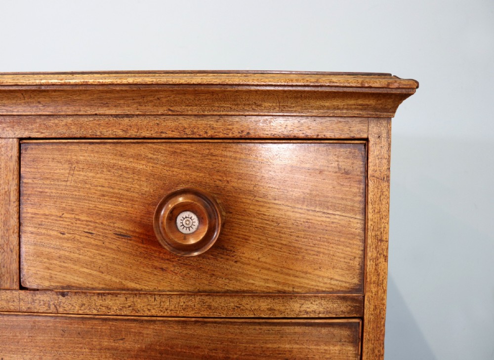A lovely late Georgian mahogany chest of drawers  View X