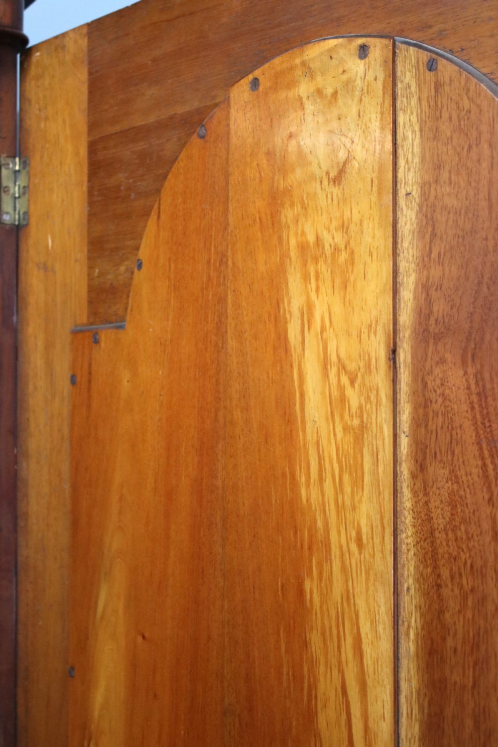A quality Victorian imposing mahogany wardrobe!  View XVII
