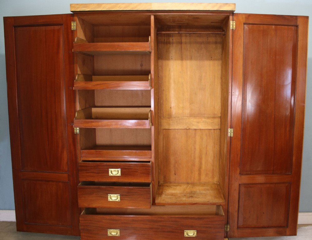 Late Victorian American walnut wardrobe  View IV
