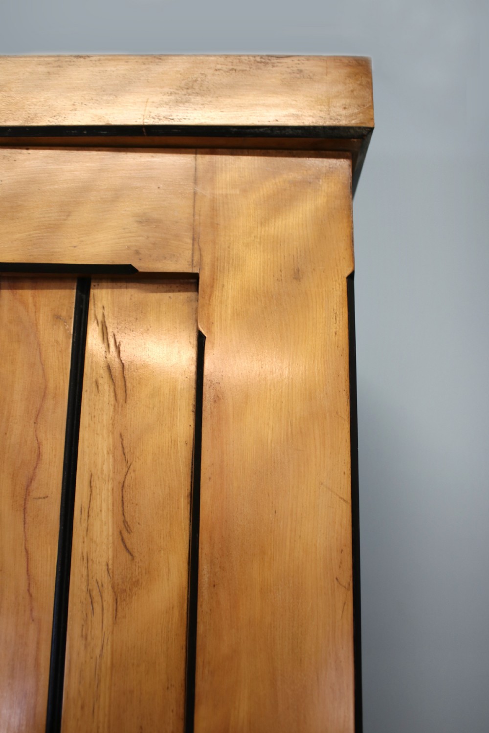 Late Victorian American walnut wardrobe  View XV