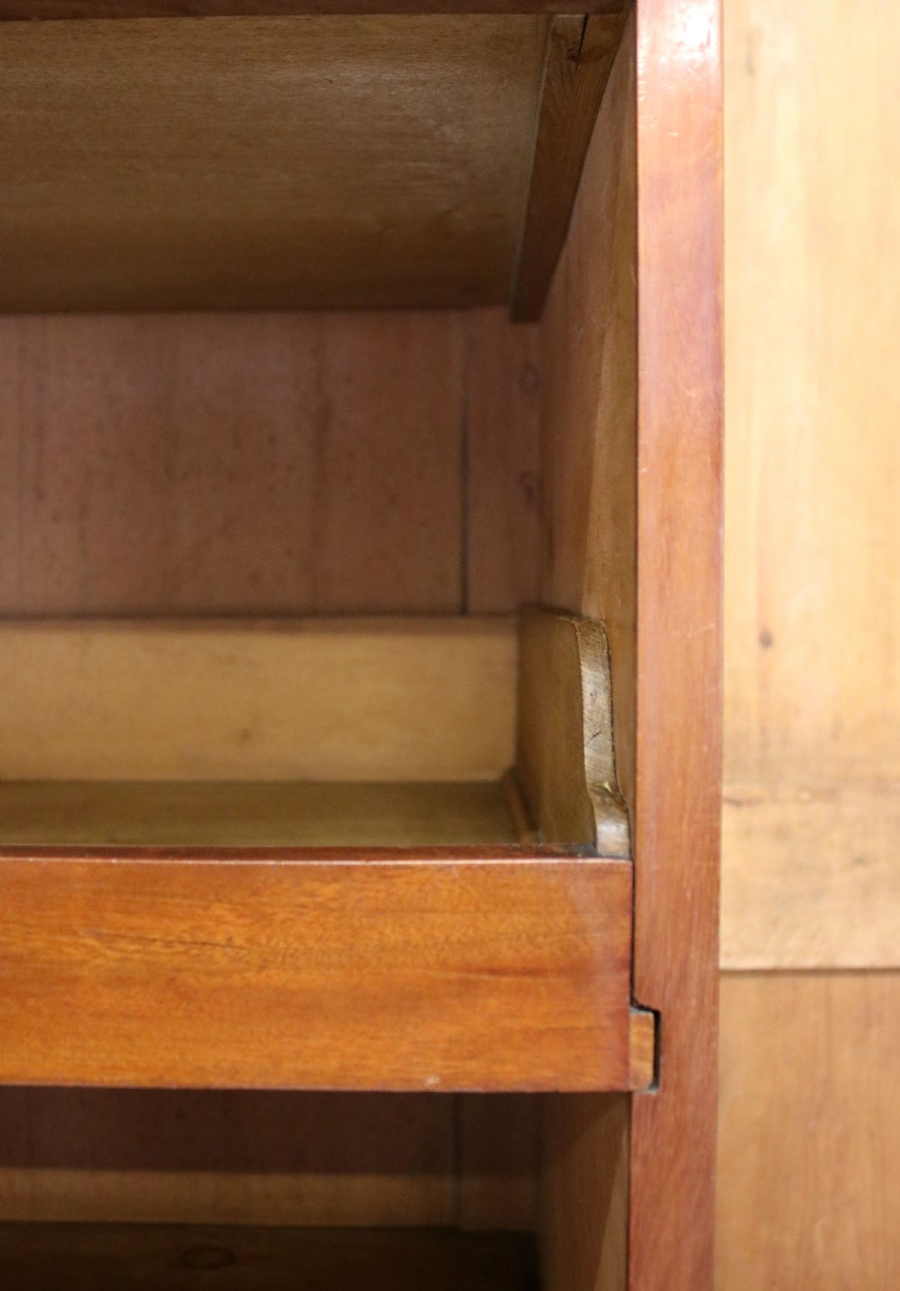 Late Victorian American walnut wardrobe  View XXII