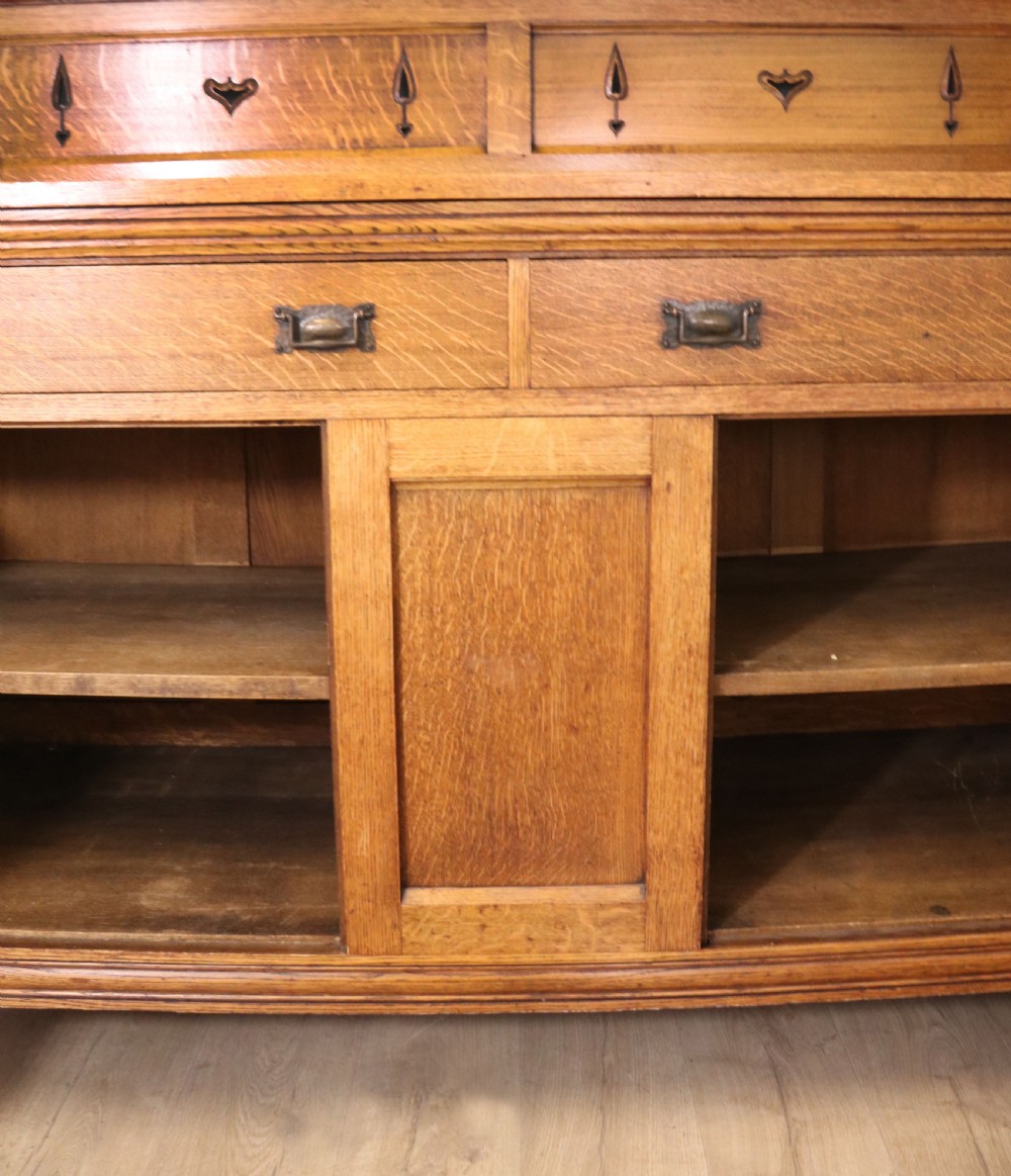 A lovely late Victorian solid light oak sideboard  View XXIX