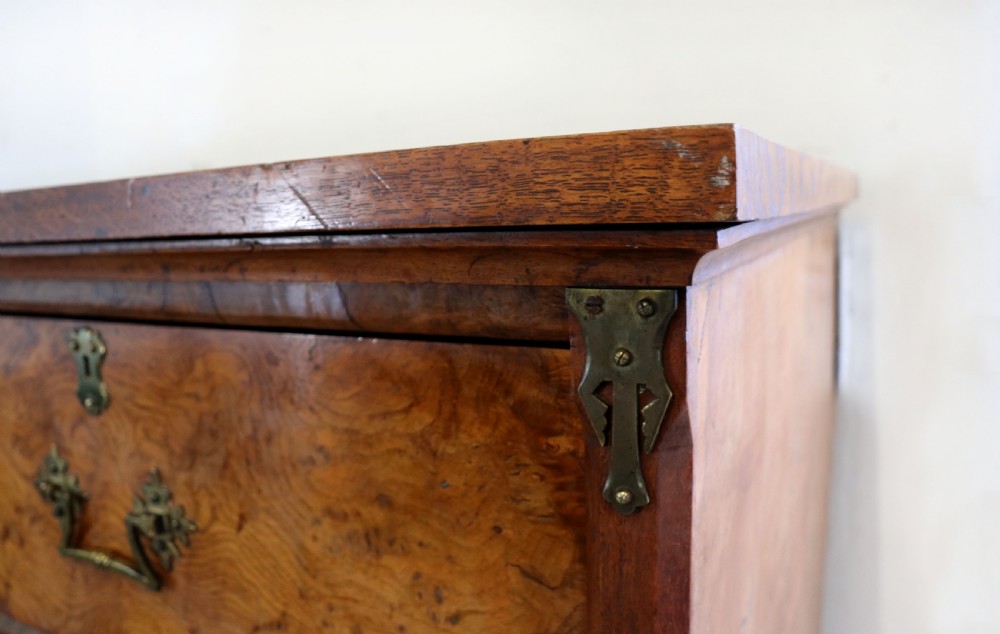 Pitch Pine aesthetic movement chest of drawers View VIII