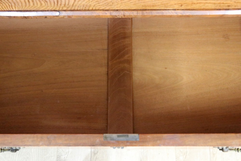 Pitch Pine aesthetic movement chest of drawers View XVI