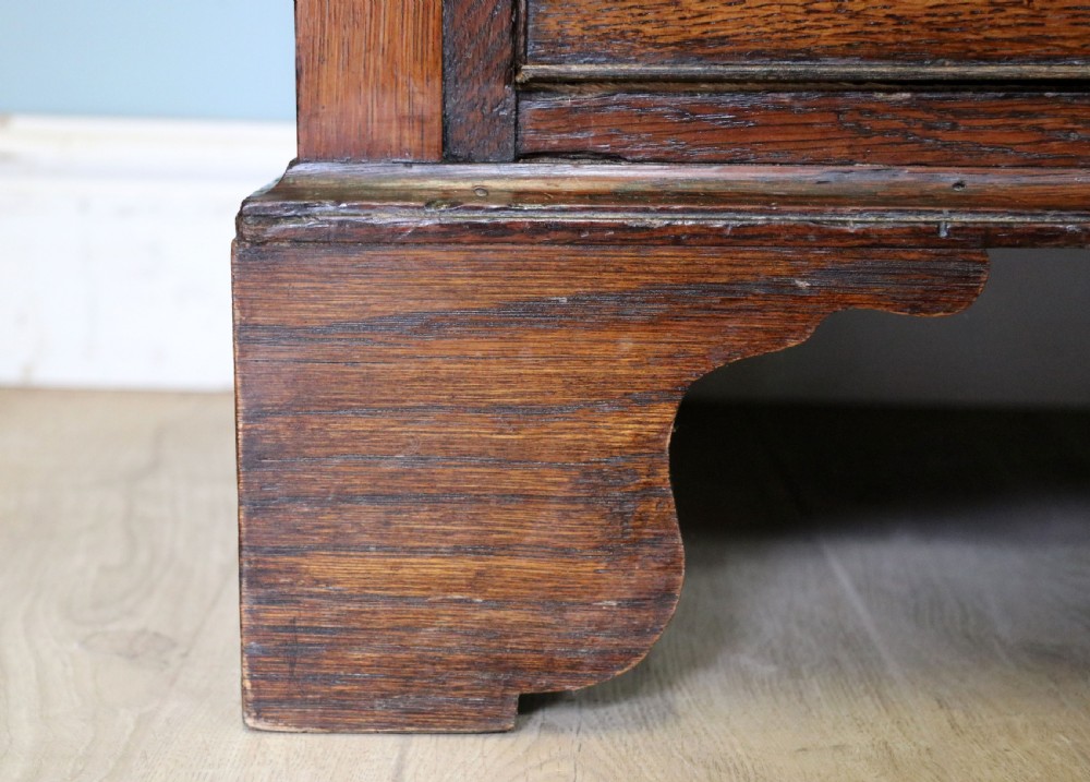 A lovely George III oak and mahogany crossbanded chest View XXII