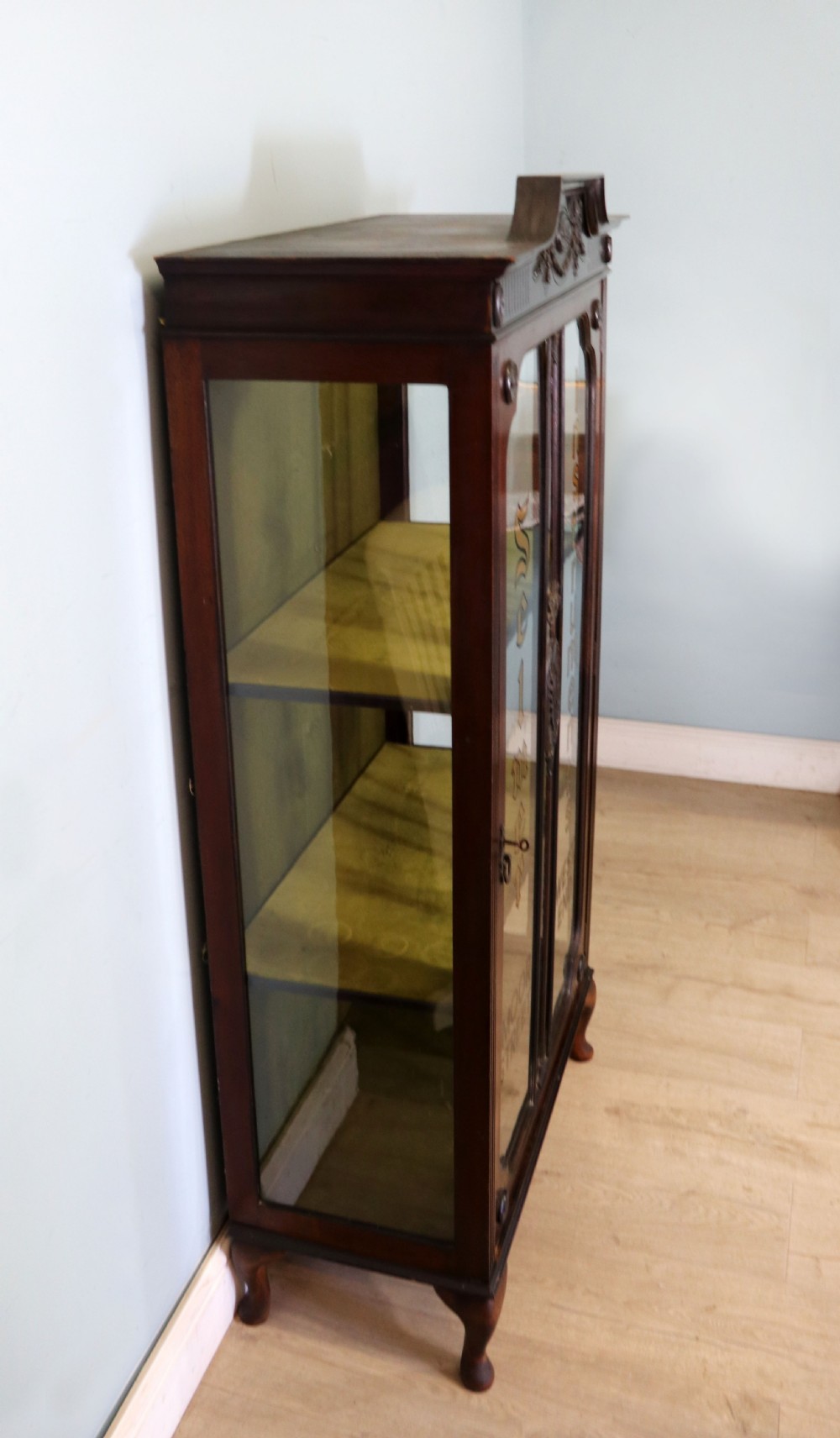 Late 19th century mahogany display cabinet View IV