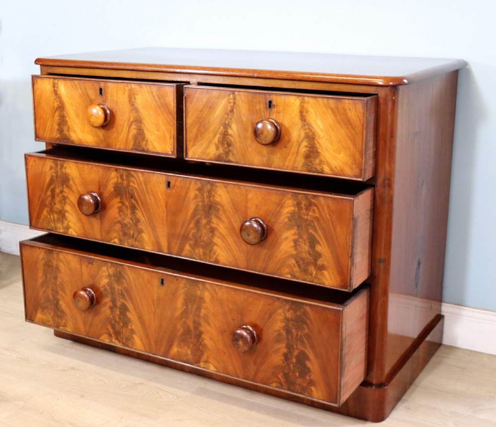 A lovely mid Victorian mahogany chest. View VII