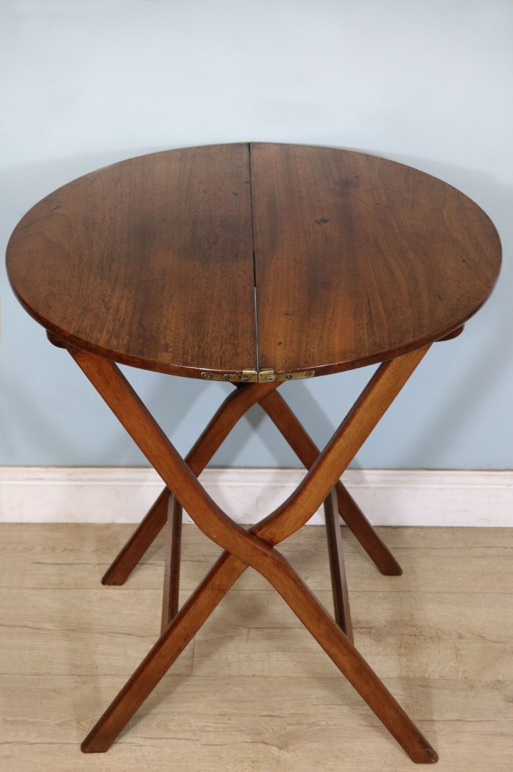  A lovely 19th century genuine campaign or coaching table. 