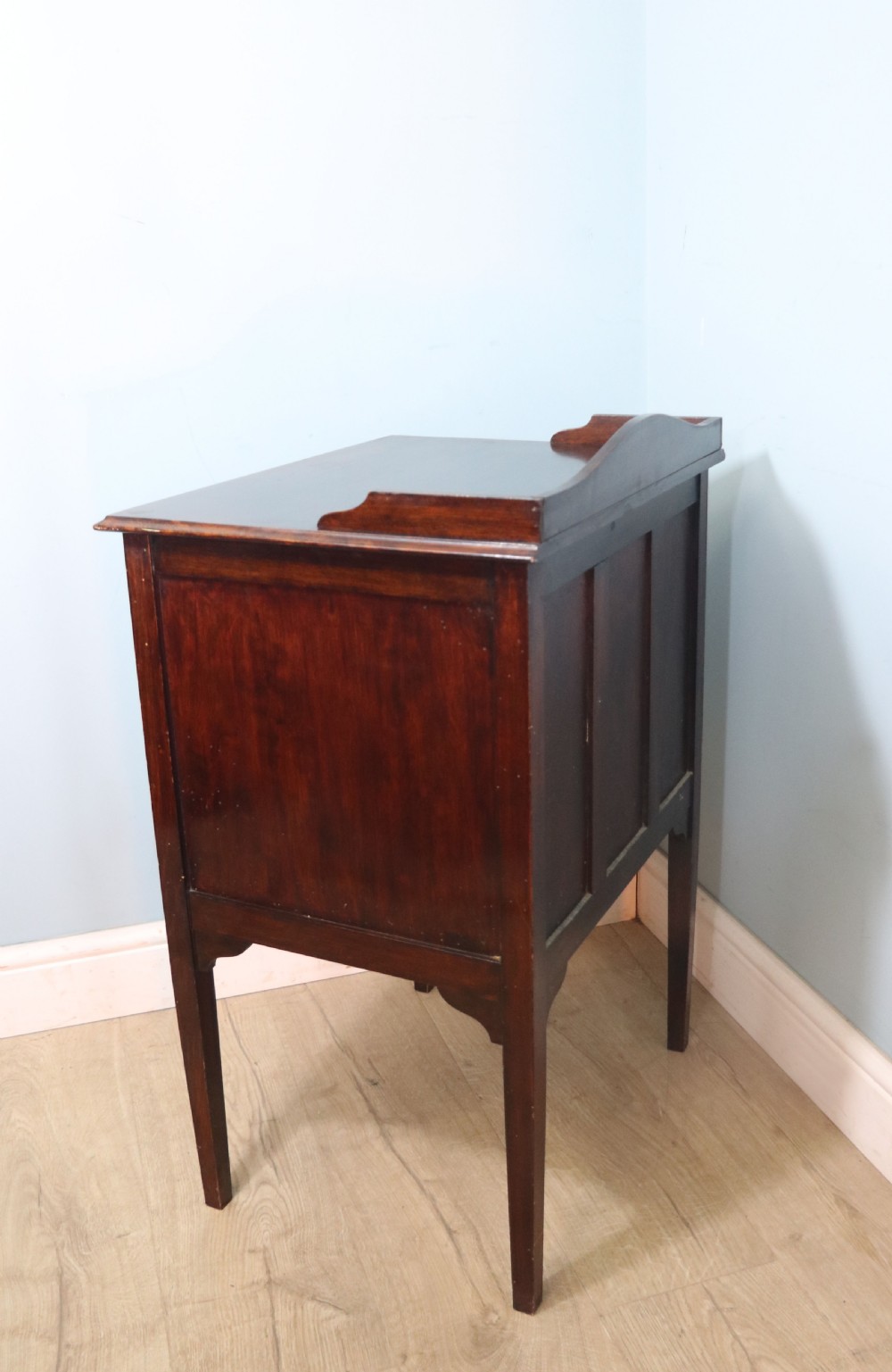  A lovely George V dining room side cabinet with cutlery trays marked for Godfrey & Co, Yeovil.  View XII