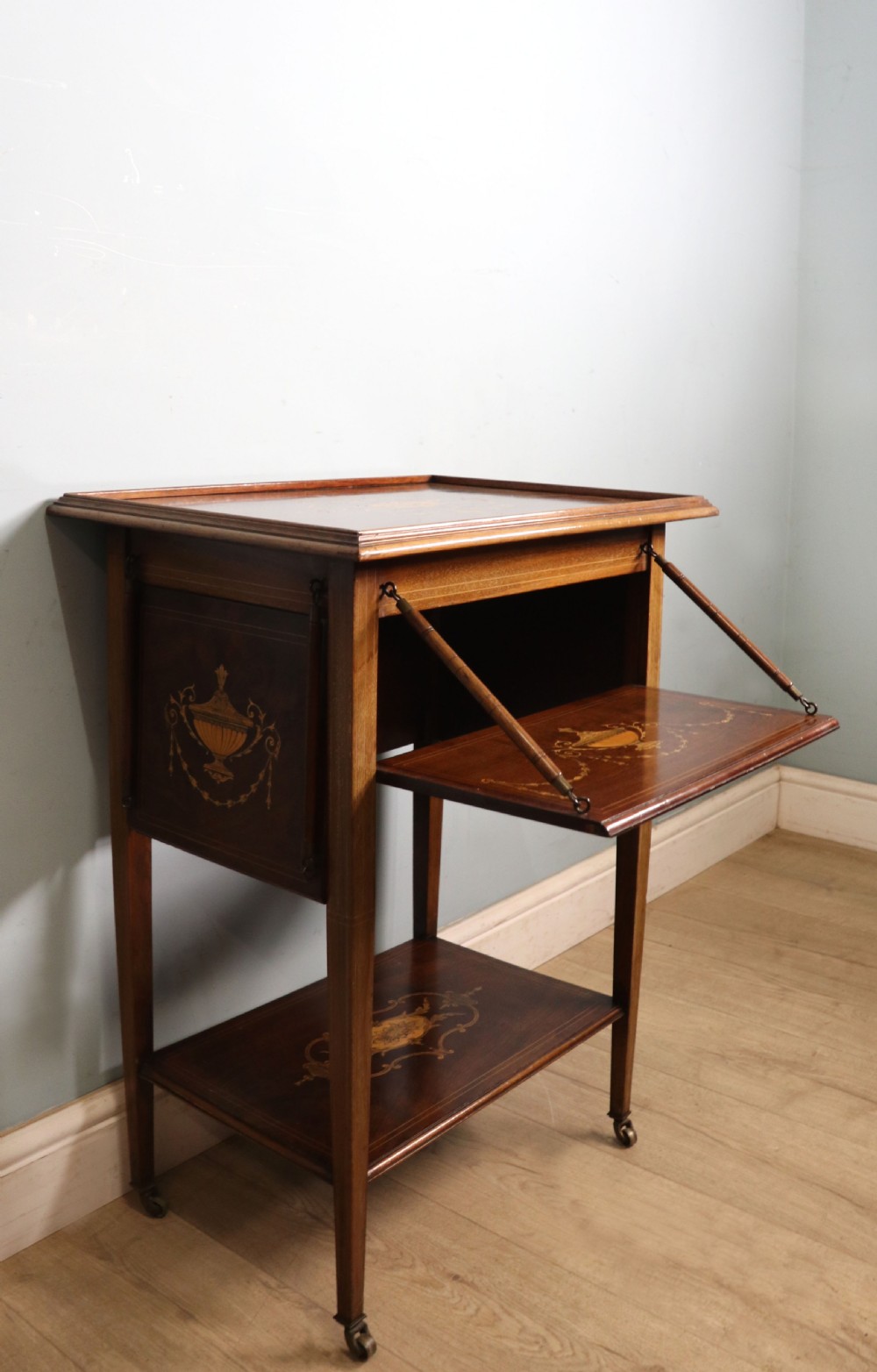 A lovely Edwardian metamorphic combination side table. View XIII