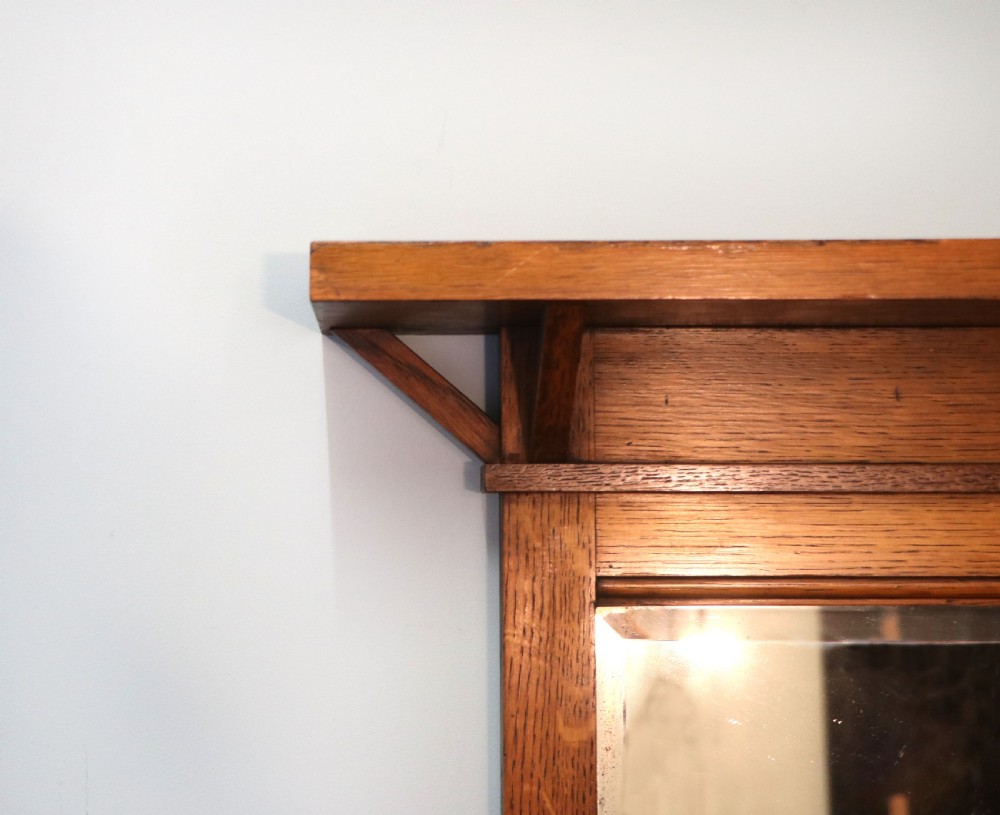  A lovely English Arts and Crafts dressing chest View VI