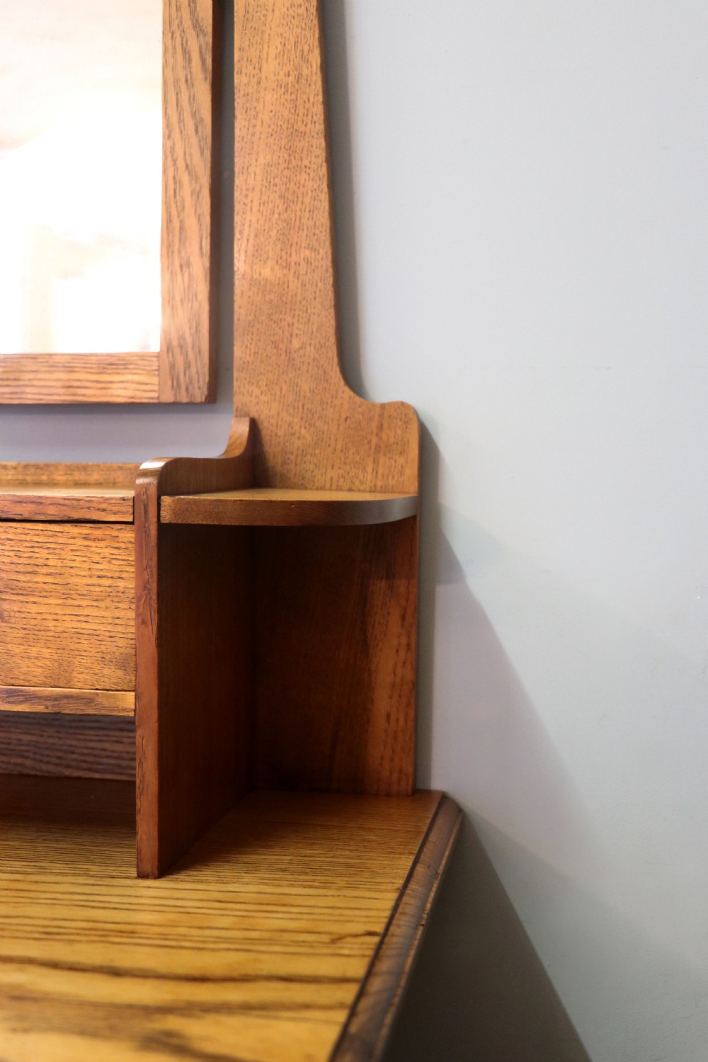 A lovely late 19th century light oak dressing chest View XII
