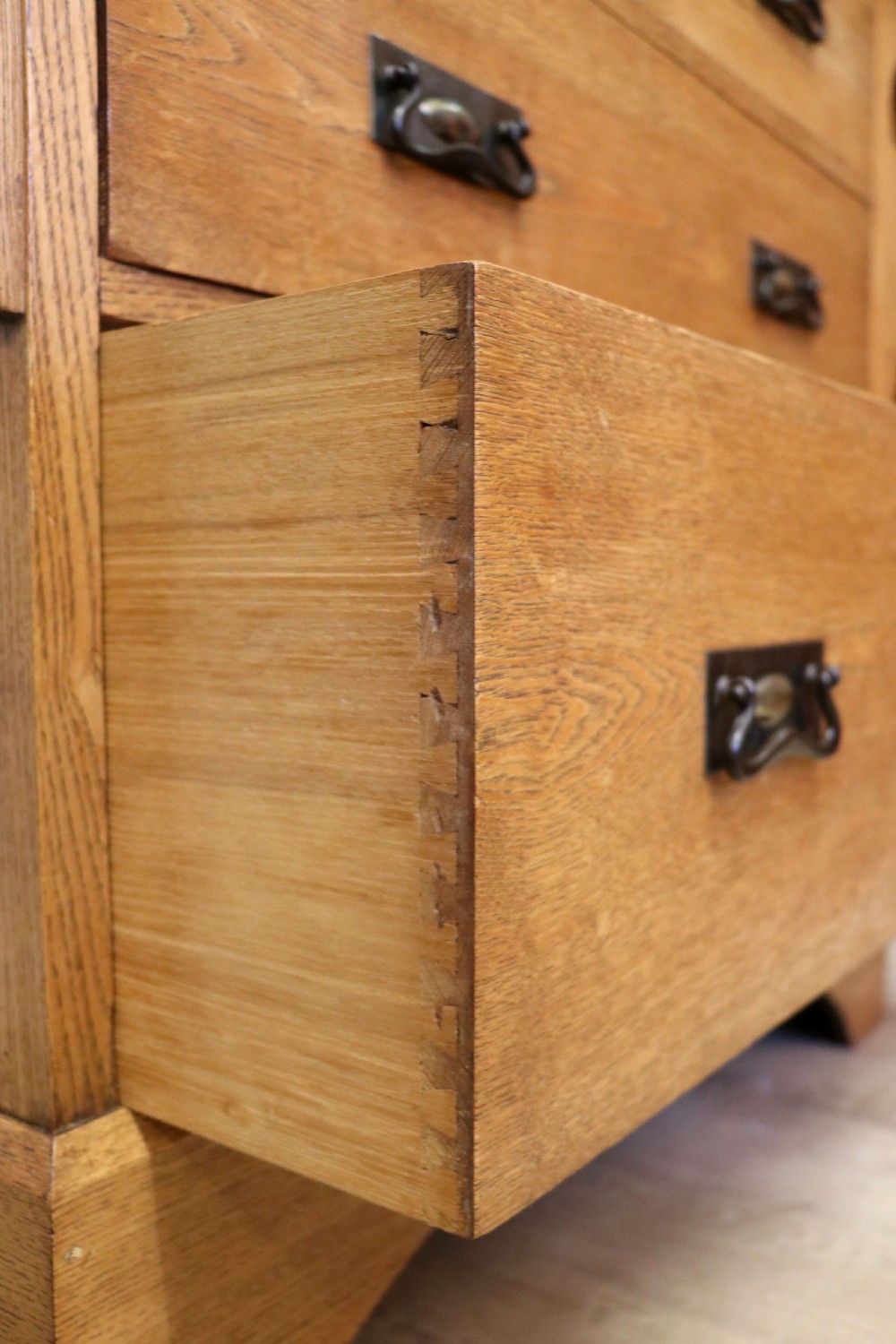 A lovely late 19th century light oak dressing chest View XX