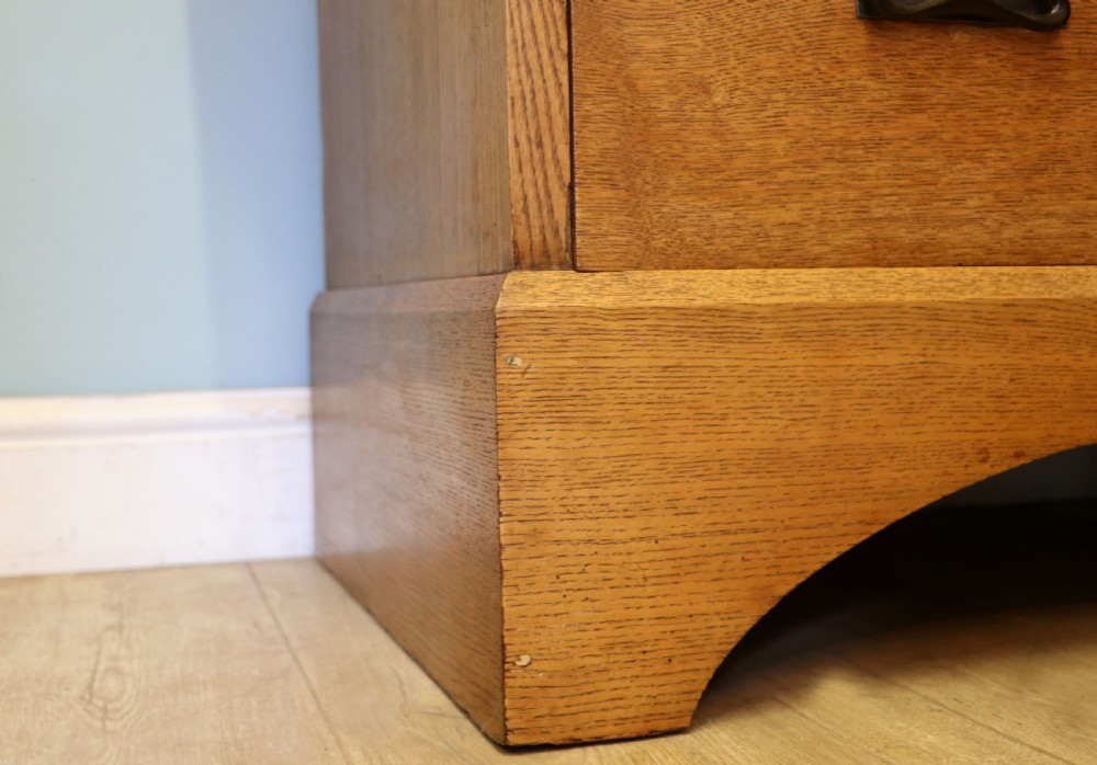 A lovely late 19th century light oak dressing chest View XXIII