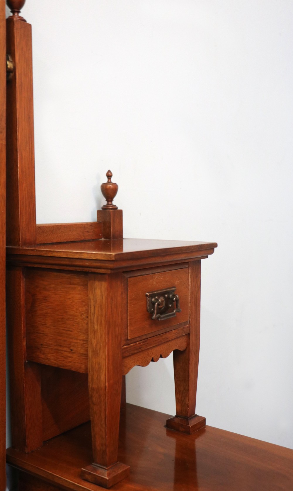 A lovely late 19th century American walnut dressing chest. View XIII