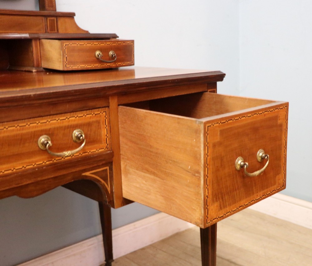 A fine quality Edwardian mahogany dressing table with inlaid decoration! View XXV