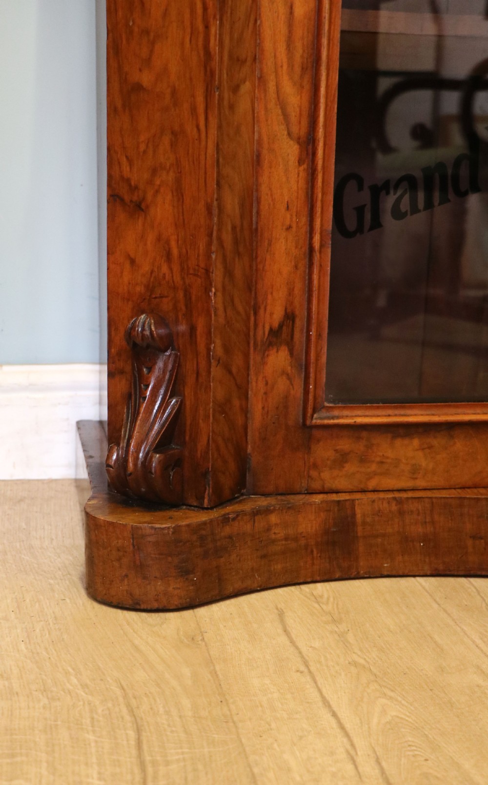  A lovely Victorian walnut & mahogany veneered sideboard of serpentine form. View XX