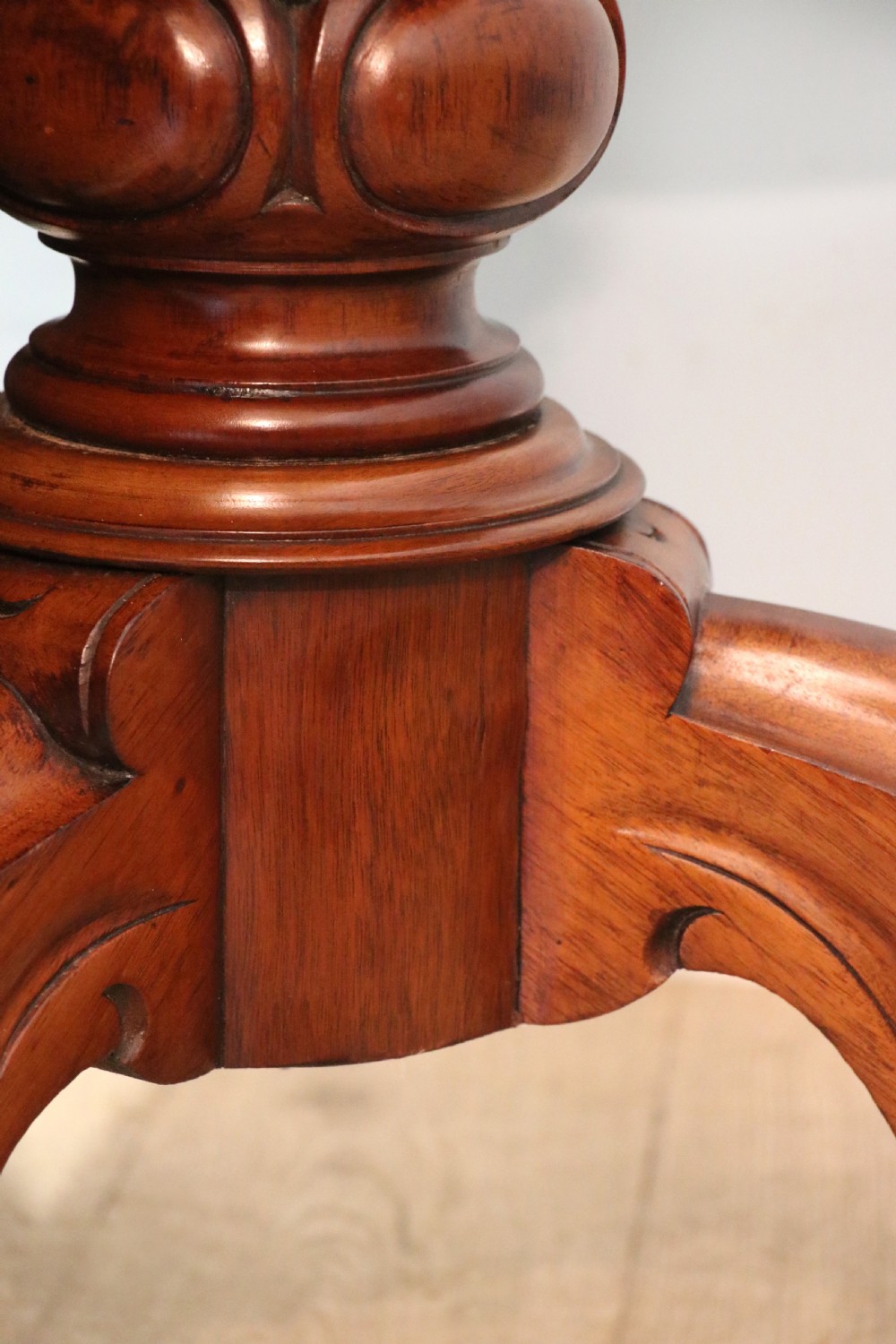 A lovely mahogany tilt top centre or dining table. View XX