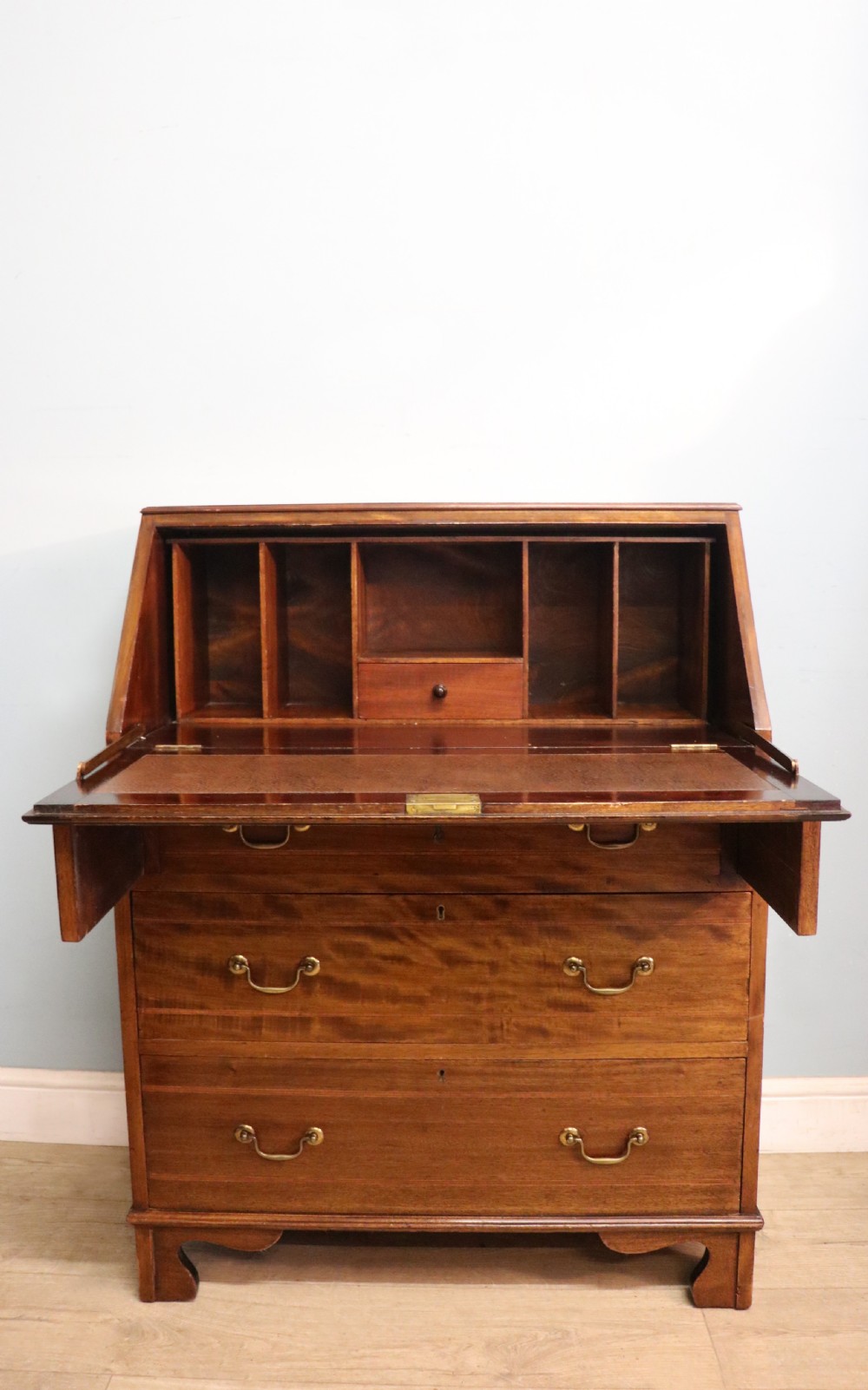 A lovely Edwardian bureau in the Sheraton revival style!  View III