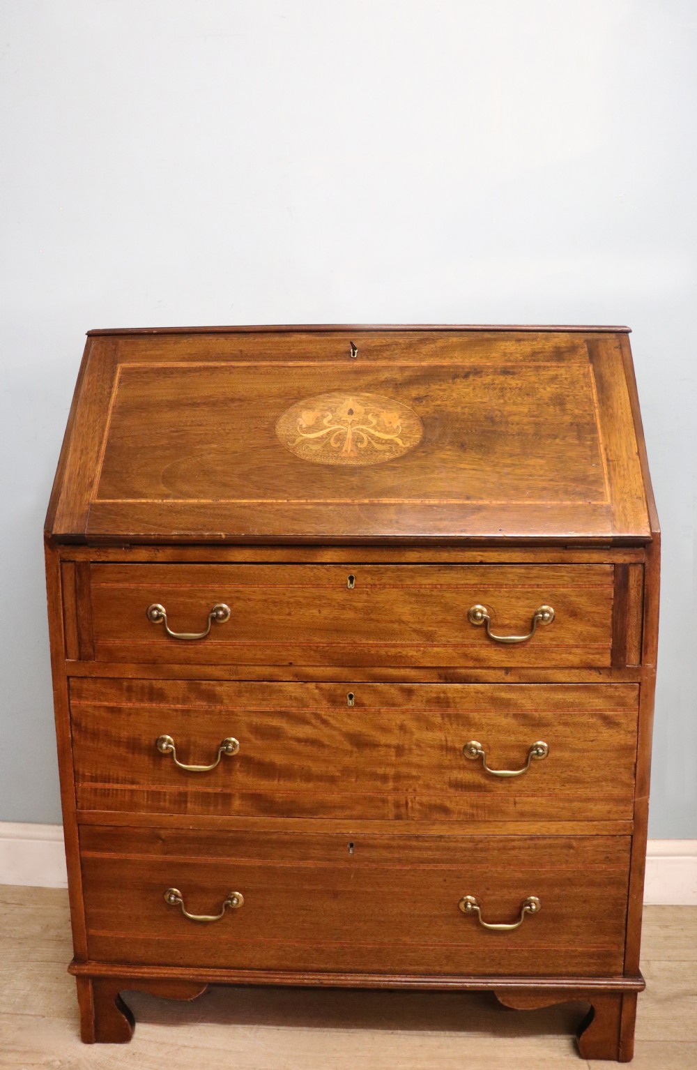 A lovely Edwardian bureau in the Sheraton revival style! 