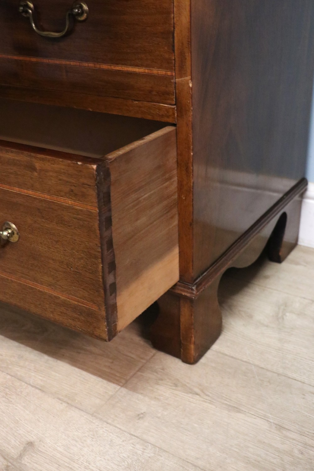 A lovely Edwardian bureau in the Sheraton revival style!  View XXVII