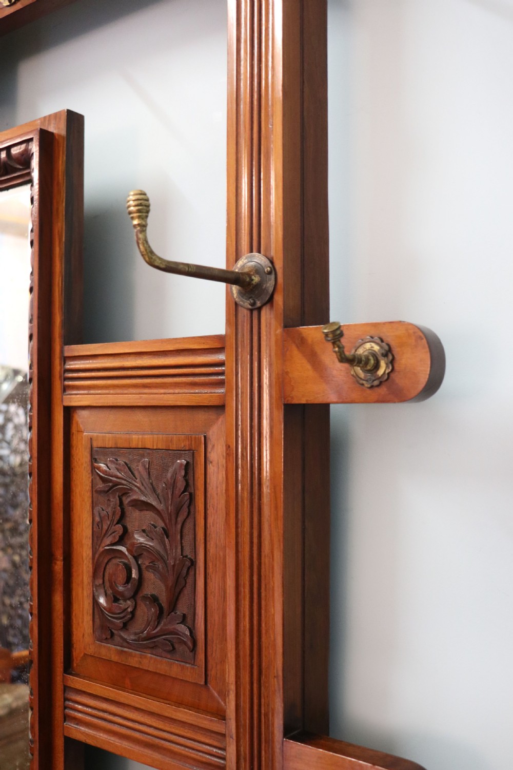A late Victorian American walnut hallstand. View XII