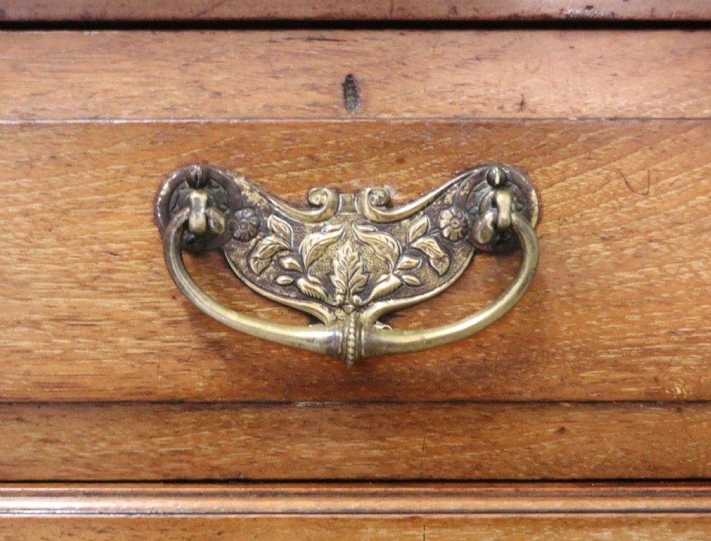 A late Victorian American walnut hallstand. View XXVIII