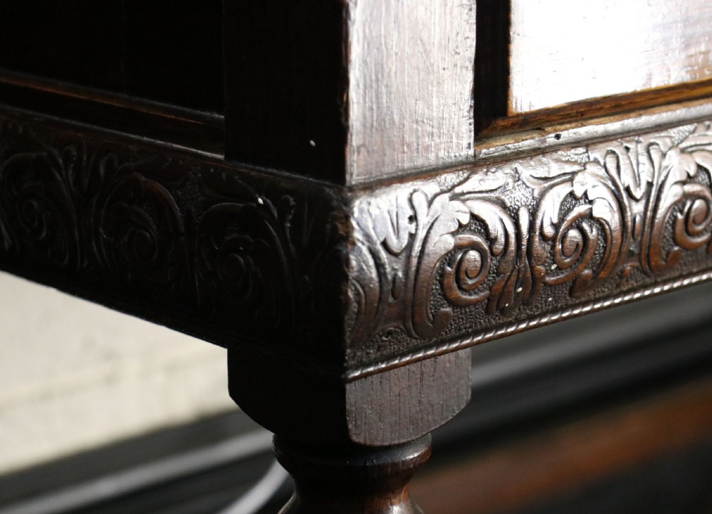 Oak side Quality British oak! A very useful Jacobean revival oak chest of drawers. View XIV