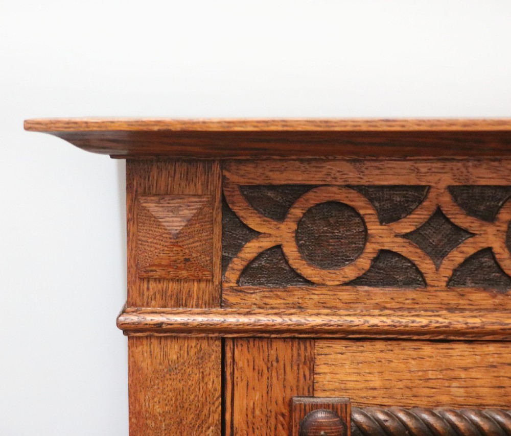 A simply charming 1930’s oak framed and glazed two door bookcase or display cabinet. View VIII