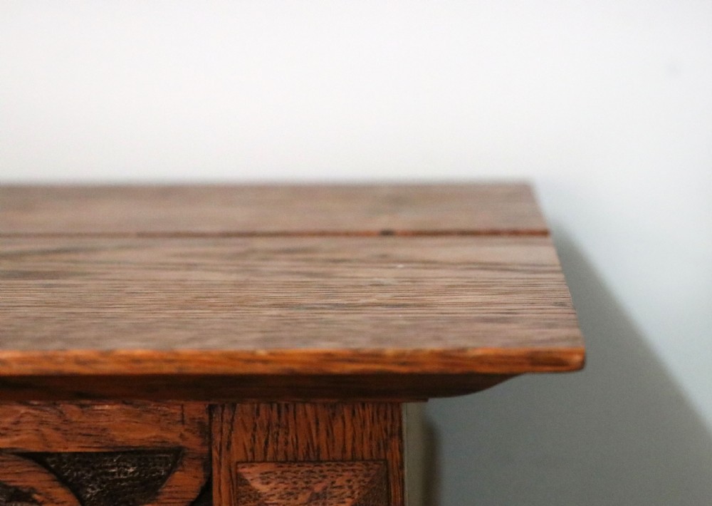 A simply charming 1930’s oak framed and glazed two door bookcase or display cabinet. View X