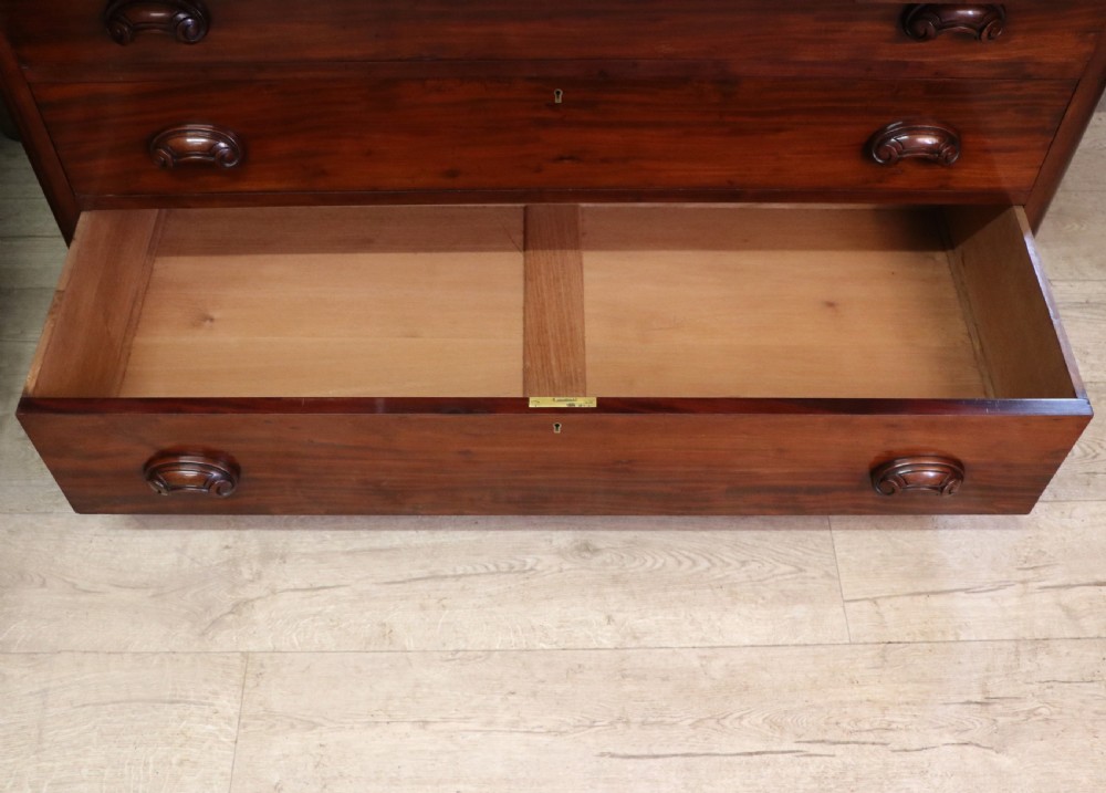 A quality superb Victorian mahogany chest of drawers.  View XXV