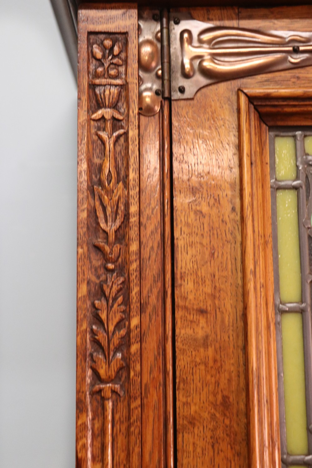 A truly wonderful late 19th century ‘one off’ craftsman built light oak wardrobe.  View VIII
