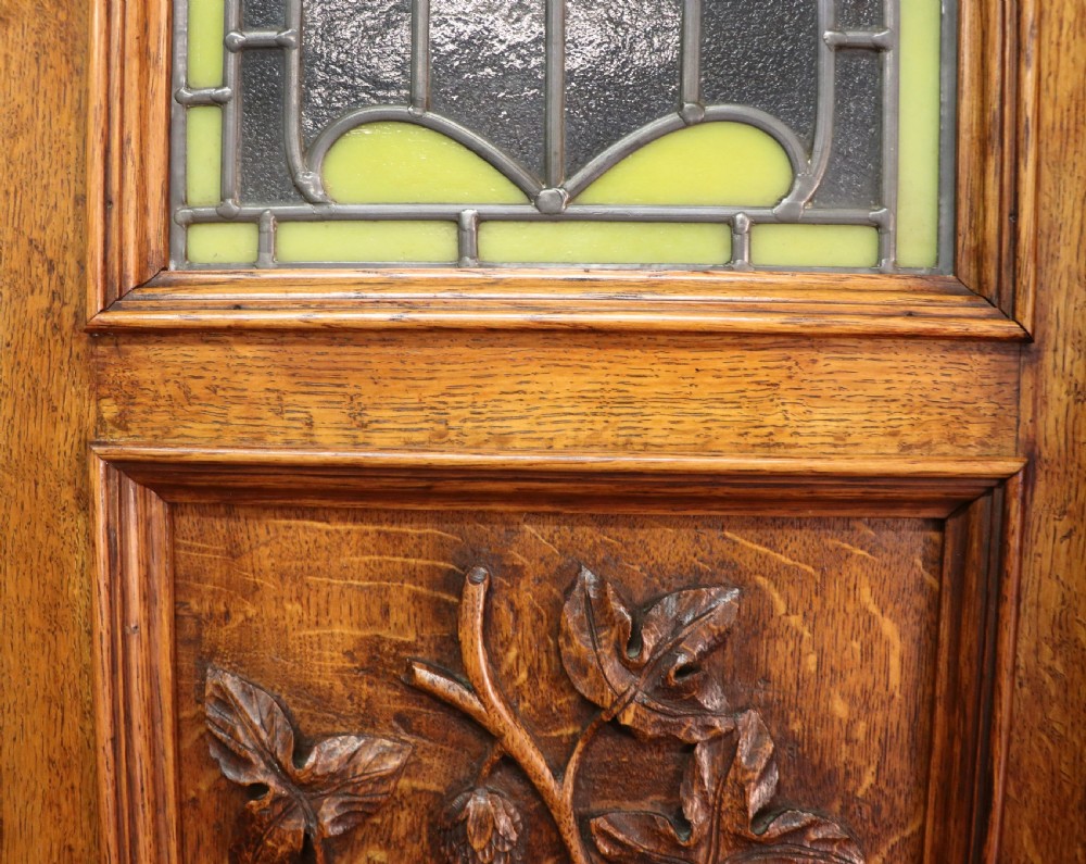 A truly wonderful late 19th century ‘one off’ craftsman built light oak wardrobe.  View XXI