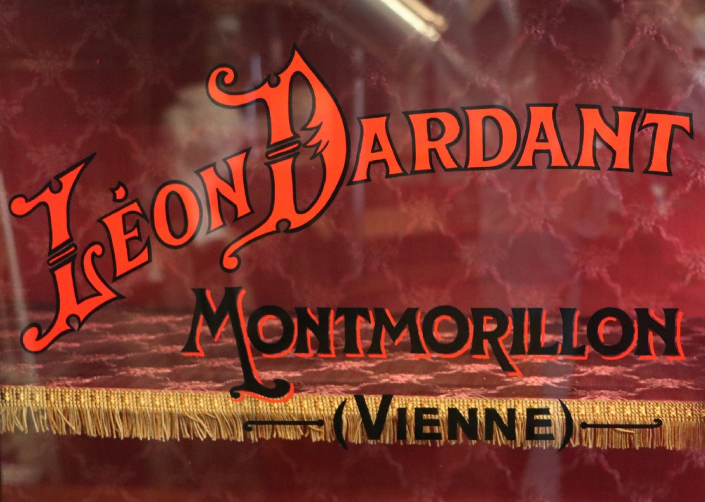 A very fine 20th century Vernis Martin style vitrine display cabinet, later sign written for Leon Dardant distillery of Vienna. View VI