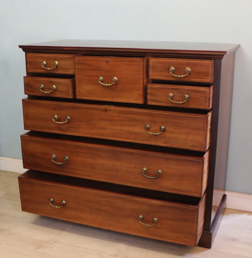 A lovely early 20th century, beautifully made mahogany chest of drawers. View V