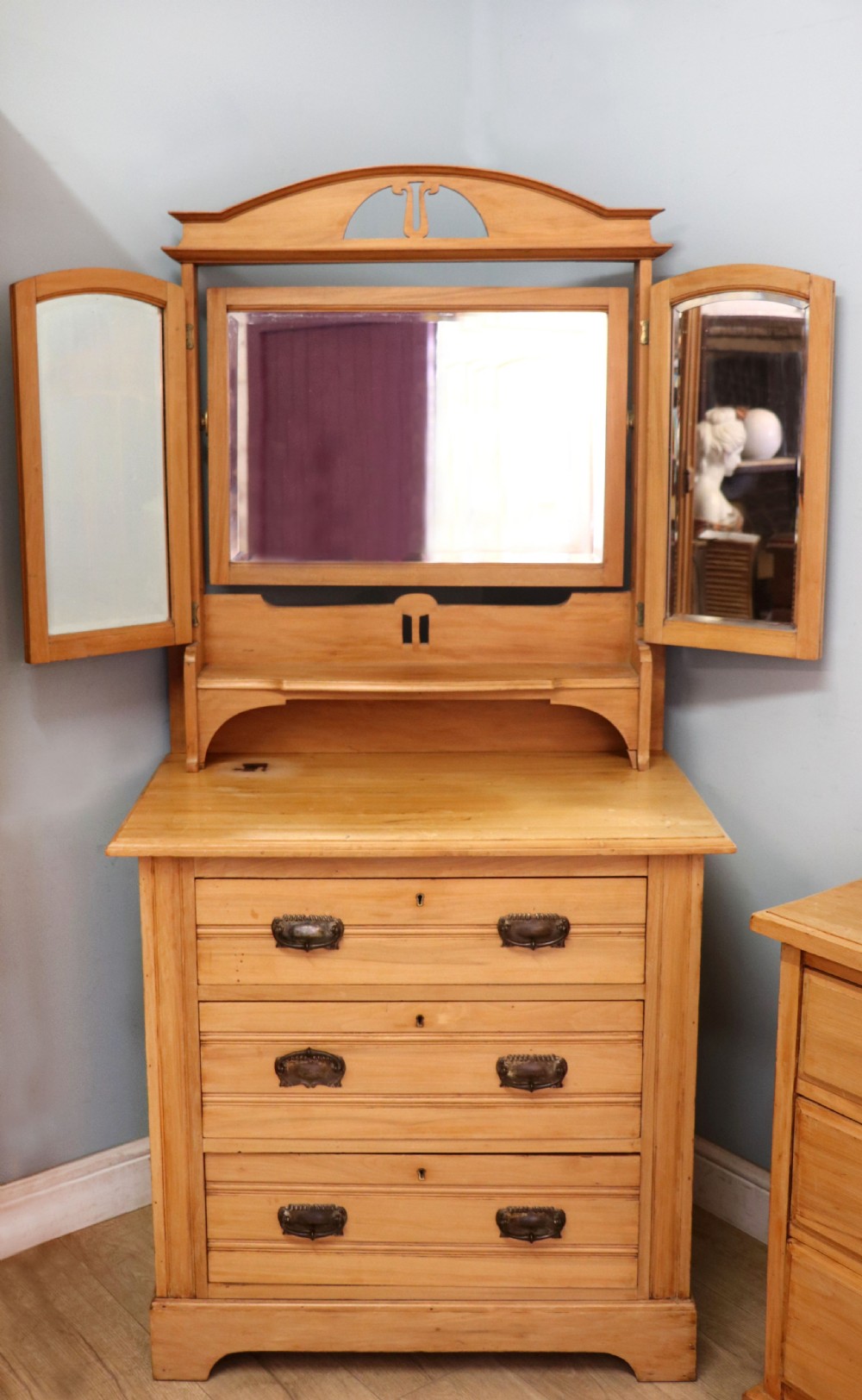 Victorian Arts and Crafts style. A lovely late 19th century satin walnut wardrobe and matching dressing chest. View III